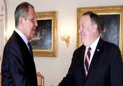  بومبيو لنظيرة الروسي: ملتزمون بوقف التصعيد