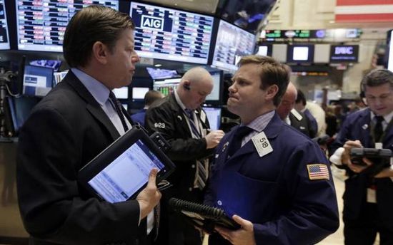 انخفاض مؤشرات الأسهم الأمريكية.. وتراجع داو جونز بنسبة 0.8%