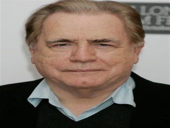 براين كوكس يحصد جائزة أفضل ممثل تلفزيوني في حفل الجولدن جلوب