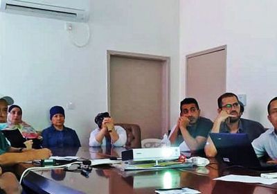 أنشطة تدريبية للعاملين الصحيين في مستشفى خليفة بسقطرى