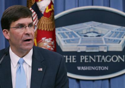  وزير الدفاع الأميركي: لا نخطط للانسحاب من العراق