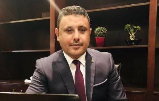 "اليافعي" يكشف نية هادي وأذنابه في عرقلة اتفاق الرياض لابتزاز المملكة