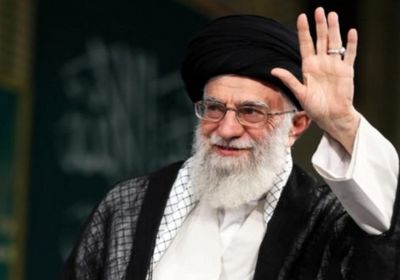 المرشد الإيراني: أمريكا هي العدو الأول ونطالبها بمغادرة المنطقة