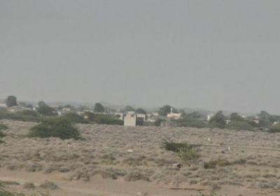 بالمدفعية والأسلحة الرشاشة.. مليشيا الحوثي تستهدف عدة مواقع بالجاح