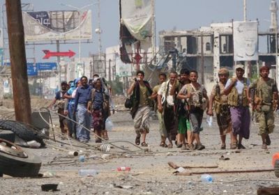 مجدداً..مليشيات الحوثي تواصل استهداف نقاط الارتباط بالحديدة