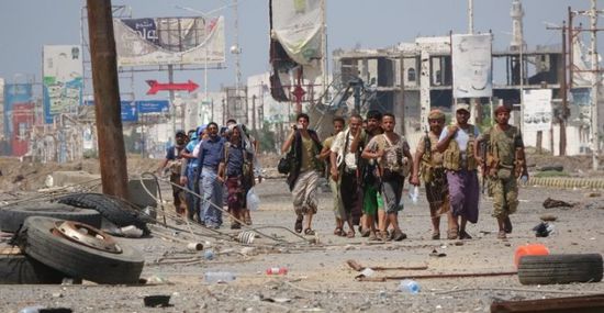 مجدداً..مليشيات الحوثي تواصل استهداف نقاط الارتباط بالحديدة