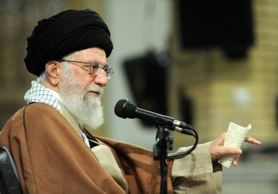 عقب خطابه.. "تويتر" يغلق حساب علي خامنئي