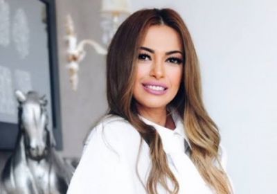 داليا مصطفى :"ياسمين صبري هي الأجمل في جيلها" (فيديو)