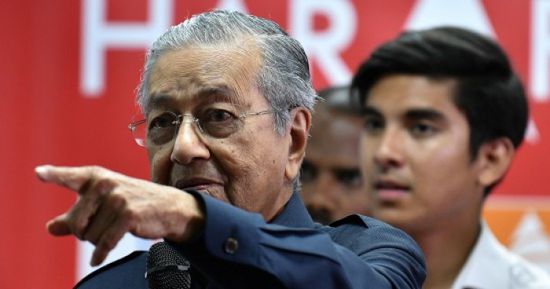 الحكومة الماليزية: نستعد لإجلاء 220 ماليزيًّا مقيمين في إيران والعراق