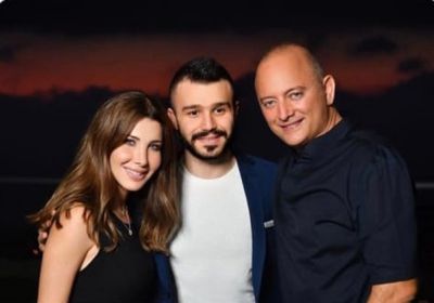 حقيقة صورة نانسي عجرم وزوجها مع سارق منزلها