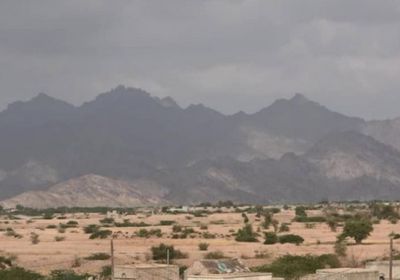 مليشيا الحوثي تقصف القوات المشتركة في حيس