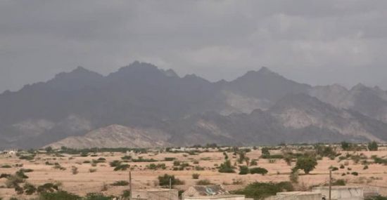 مليشيا الحوثي تقصف القوات المشتركة في حيس