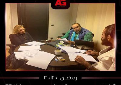 يسرا تجتمع بـ سامح عبدالعزيز للتحضير لمسلسل "دهب عيرة"