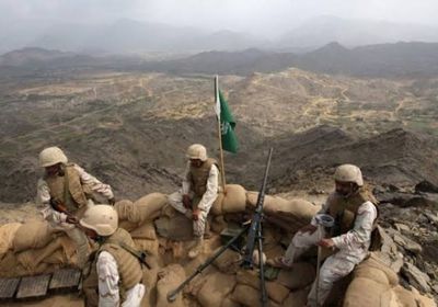 قصف مدفعي سعودي يحبط تحركات حوثية برازح
