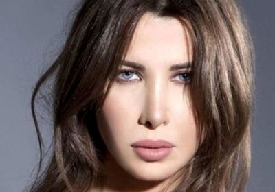 "قائد عظيم".. نانسي عجرم تنعي السلطان قابوس