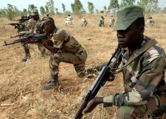 عزل قائد الجيش بالنيجر بعد هجومين دمويين للمتشددين