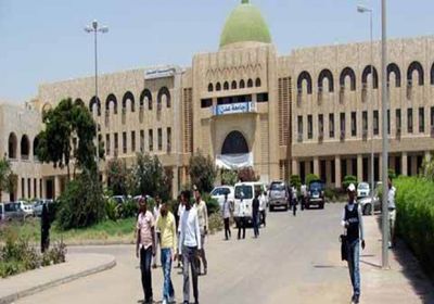 اجتماع لمناقشة فتح قنوات اتصال بين جامعة عدن والجامعات الأوروبية