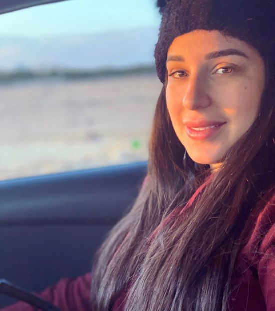 بعدسة زوجها.. أسما شريف منير تشارك جمهورها بصورة جديدة لها