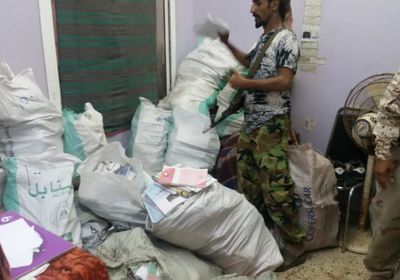 بعد سرقتها في عدن.. رد 6 آلاف كتاب مدرسي قبل بيعها بالسوق السوداء