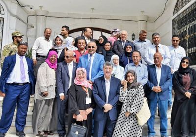 الزُبيدي: المجلس الانتقالي يقود ثورة مجتمعية لإعادة الوجه المدني للعاصمة عدن