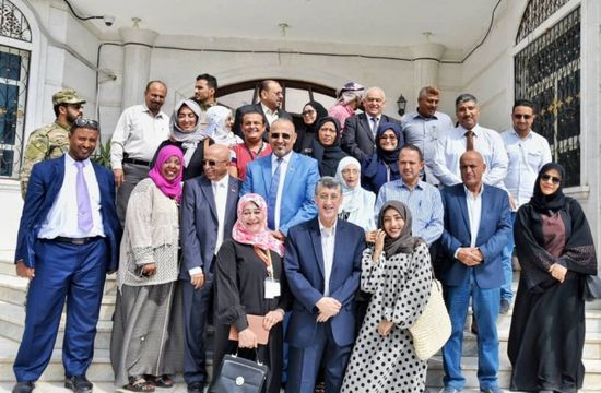 الزُبيدي: المجلس الانتقالي يقود ثورة مجتمعية لإعادة الوجه المدني للعاصمة عدن