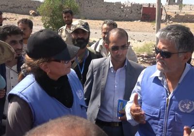 لمناقشة مشكلاتهم..لقاء بين " ابهجيت جوها" و ضباط ارتباط القوات المشتركة في الحديدة (فيديو)