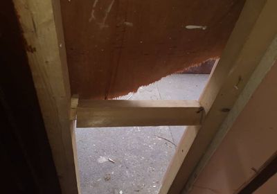 مديرية صيرة تعلق عملها الإداري بعد اقتحام المبنى من مسلحين