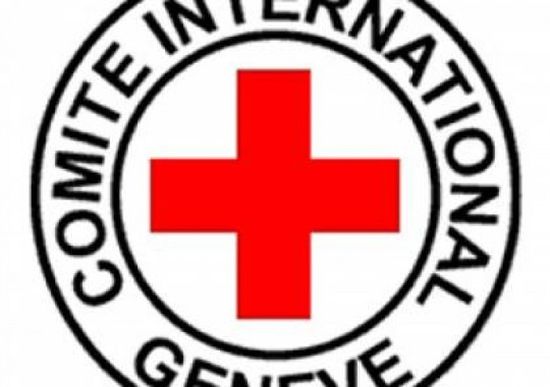 الصليب الأحمر : 83% من النازحين داخليا في اليمن أطفال ونساء