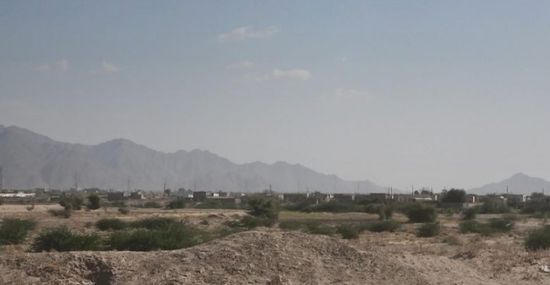 بالأسلحة المتوسطة..مليشيات الحوثي تقصف مواقع "المشتركة" في حيس