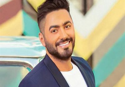 تامر حسني ينفي تحضيره لبرنامج مواهب 