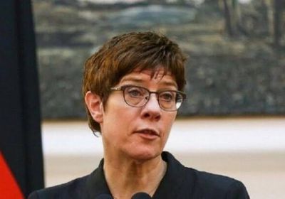 في زيارة غير معلنة.. وصول وزيرة الدفاع الألمانية إلى العراق