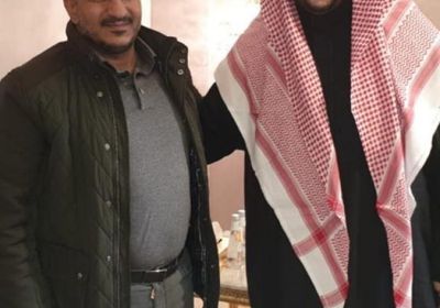 خالد بن سلمان يلتقي طارق صالح في السعودية