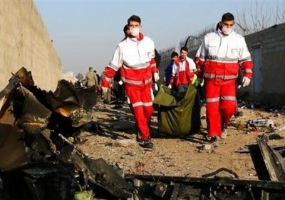 غضب شديد أثناء دفن الإيرانيين لذويهم من ضحايا الطائرة الأوكرانية