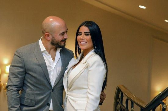 زوجة محمود العسيلي تنشر صورة جديدة من رحلة شهر العسل