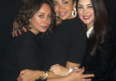 ياسمين عبدالعزيز تحتفل بعيد ميلادها بصحبة نجوم الفن (صور)