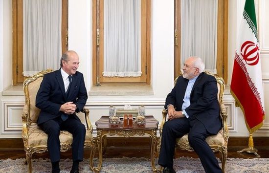 وزيرا خارجية إيران وكندا يلتقيان في مسقط