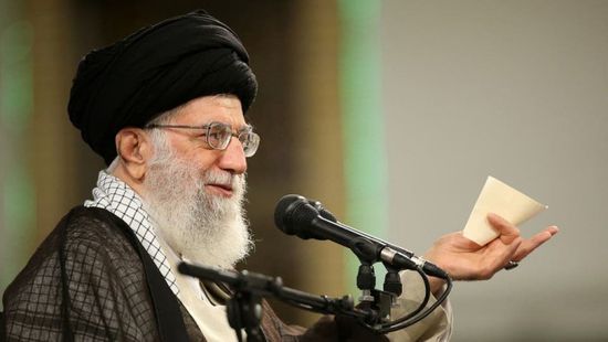 باحث إماراتي: خامنئي يتحكم في حزب الله والحوثي وحماس 	