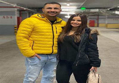 أنباء عن خطوبة منة عرفة.. وفنانة شهيرة تحسم الجدل