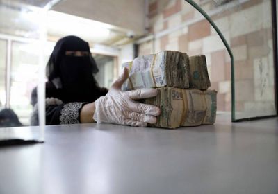 العرب اللندنية: مليشيا الحوثي تشن حرب عملات