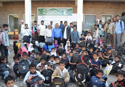 4 آلاف حقيبة مدرسية لمدارس حجر بالضالع