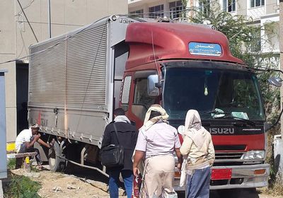 "سلمان للإغاثة" يوفر أجهزة طبية لمستشفى الثورة بتعز