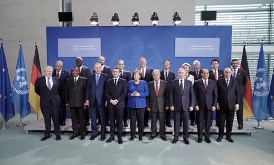 القادة المشاركون في مؤتمر برلين يلتقطون صورة جماعية