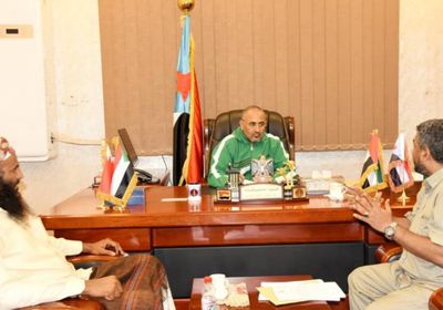 الرئيس الزُبيدي يوجه بتقديم الدعم اللازم لأبناء ميون