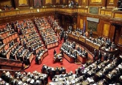  لجنة بالشيوخ الإيطالي تصوت للسماح ببدء محاكمة زعيم حزب الرابطة
