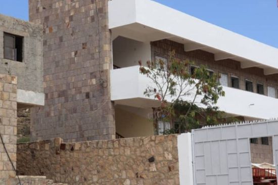 ترميم 9 مدارس في المعافر والشمايتين