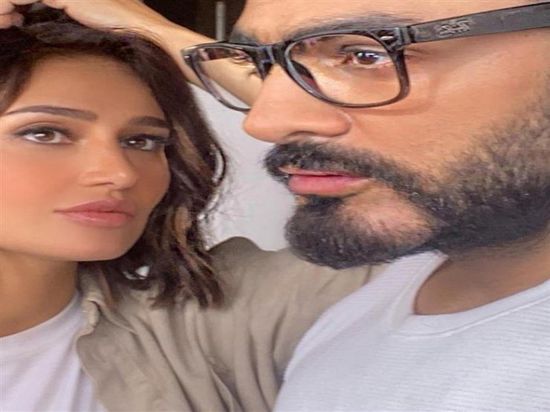 بعد رسالتها.. تامر حسني لحلا شيحة :إنسانة جميلة وفنانة راقية