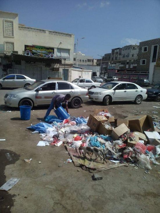 أهالي المنصورة يشكون النفايات الطبية لمستشفى 22 مايو 