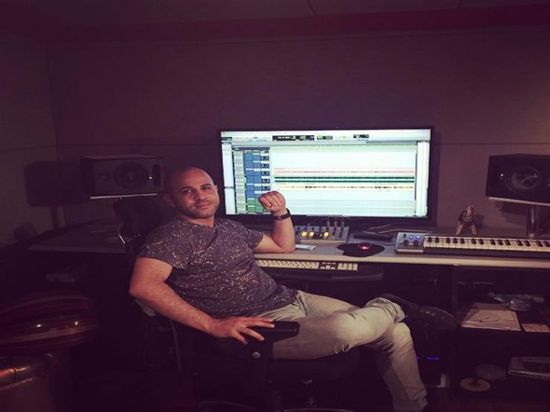 عزيز الشافعي يعلن عن موعد طرح أغنيته مع رامي صبري "حياتي مش تمام"