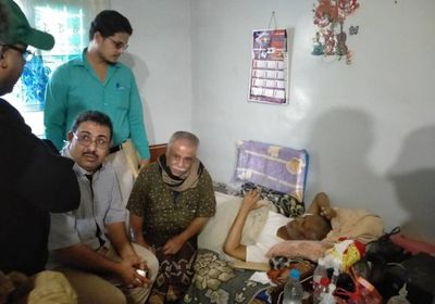 برئاسة الشعيبي..وفد من انتقالي لحج يزور "منيعم" للاطمئنان على صحته