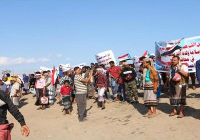 وقفة احتجاجية للمطالبة بالإفراج عن "أبو سام" من سجون مليشيات الإخوان (صور)